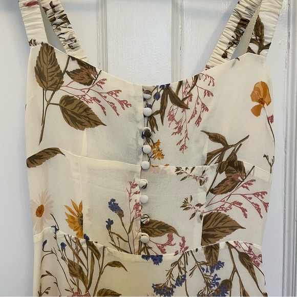 Reformation Camari dress in frolic flowers - Picture 4 of 9